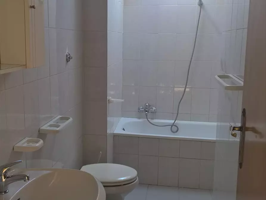 Immagine 11 di Mansarda in affitto  in via dei peligni 30 a Chieti