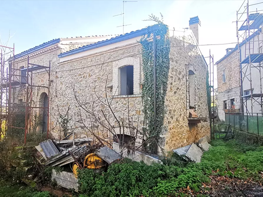Immagine 2 di Rustico / casale in vendita  in C.da Pomaro a Roccamontepiano
