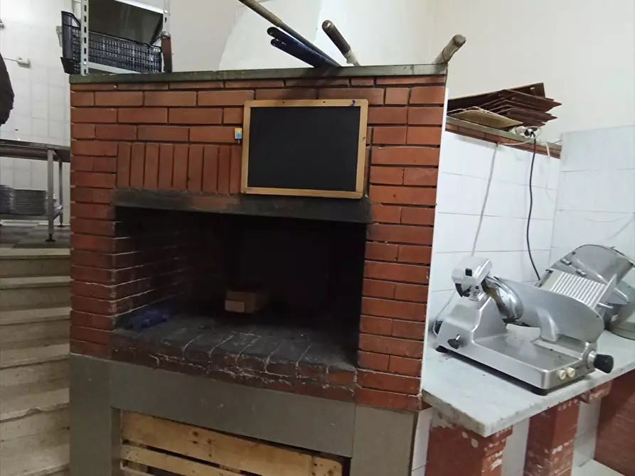 Immagine 6 di Attività commerciale in vendita  a Trapani