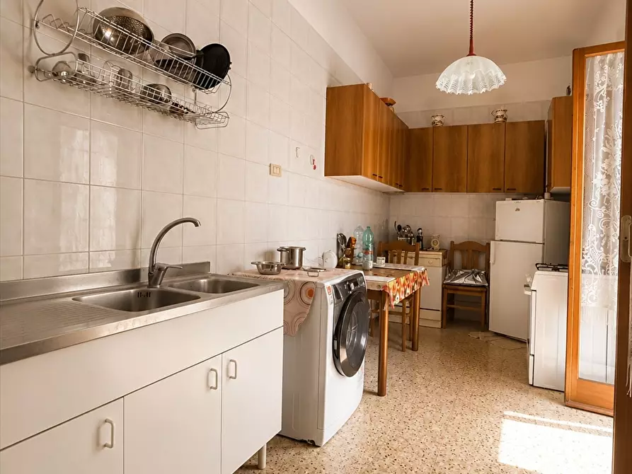Immagine 9 di Appartamento in vendita  in via principe amedeo 146 a Taranto