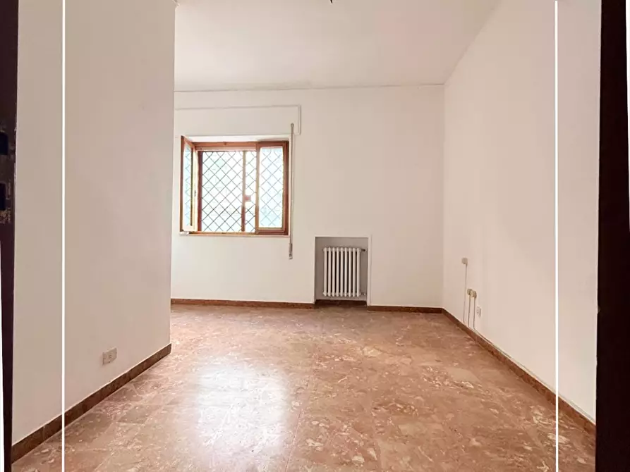 Immagine 10 di Appartamento in vendita  in via san roberto bellarmino 18 a Taranto