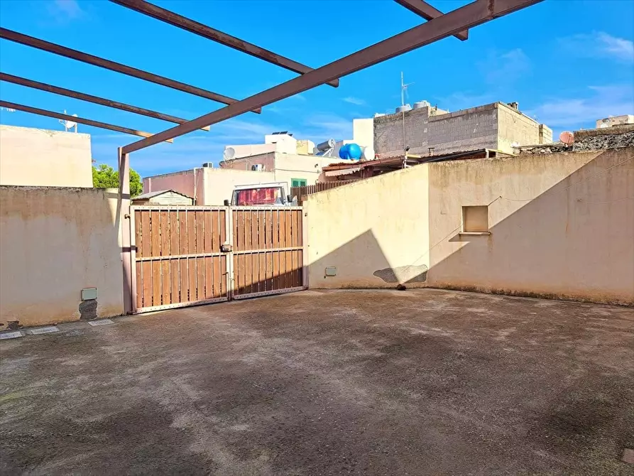 Immagine 1 di Appartamento in vendita  a Pantelleria