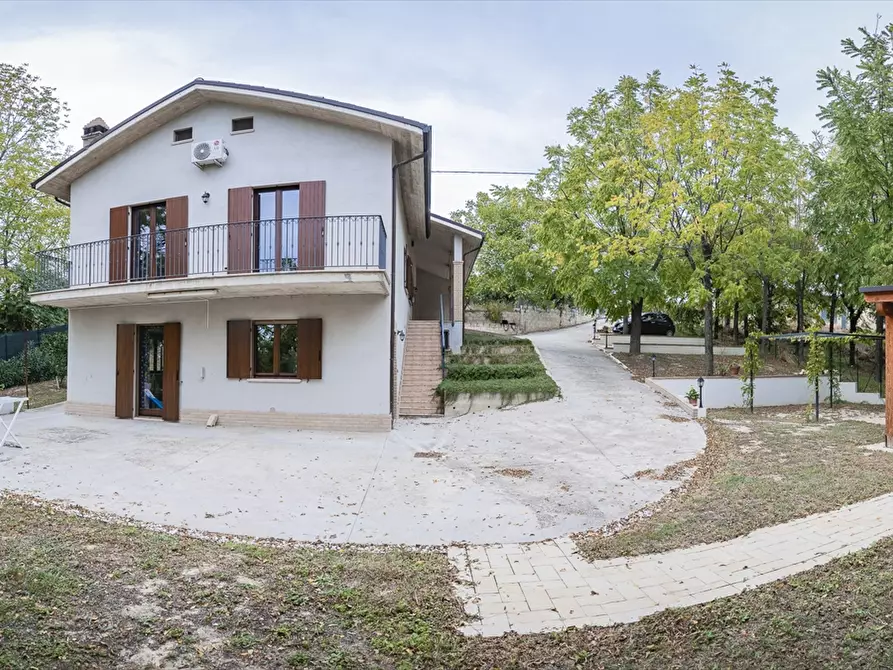 Immagine 10 di Villa in vendita  in Via Santo Stefano a Ripa Teatina