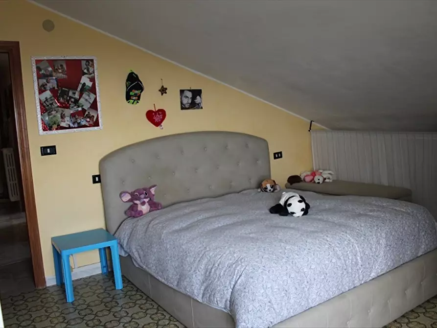 Immagine 11 di Mansarda in vendita  in Via Santa Maria in Piano n. 63 a Loreto Aprutino