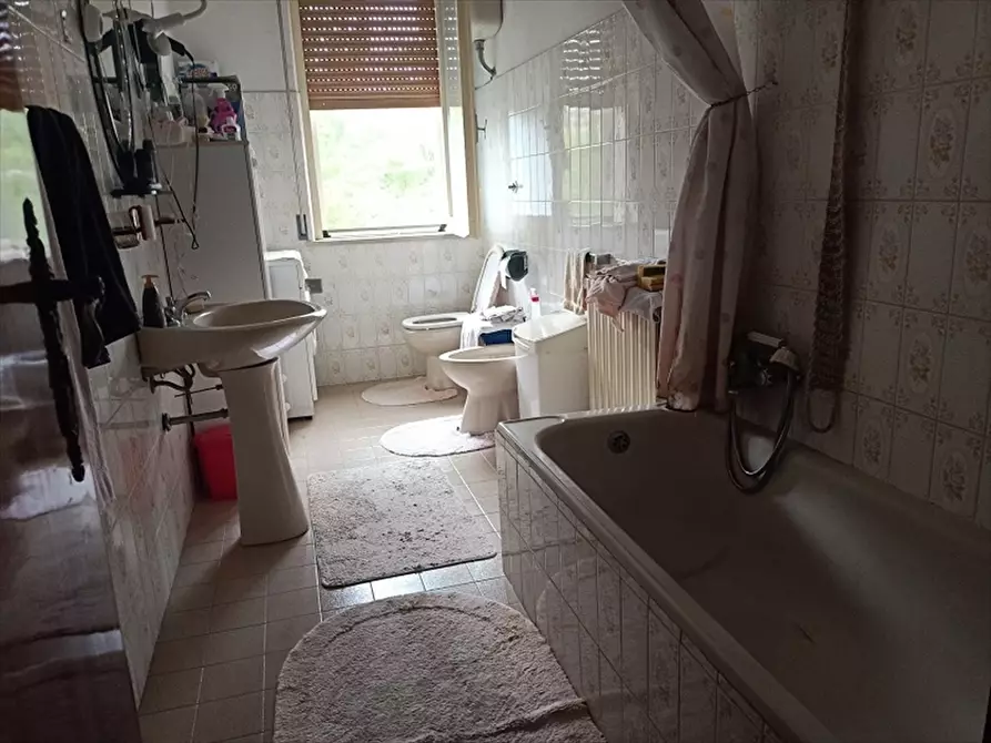 Immagine 10 di Casa indipendente in vendita  in Contrada Vallone a Manoppello