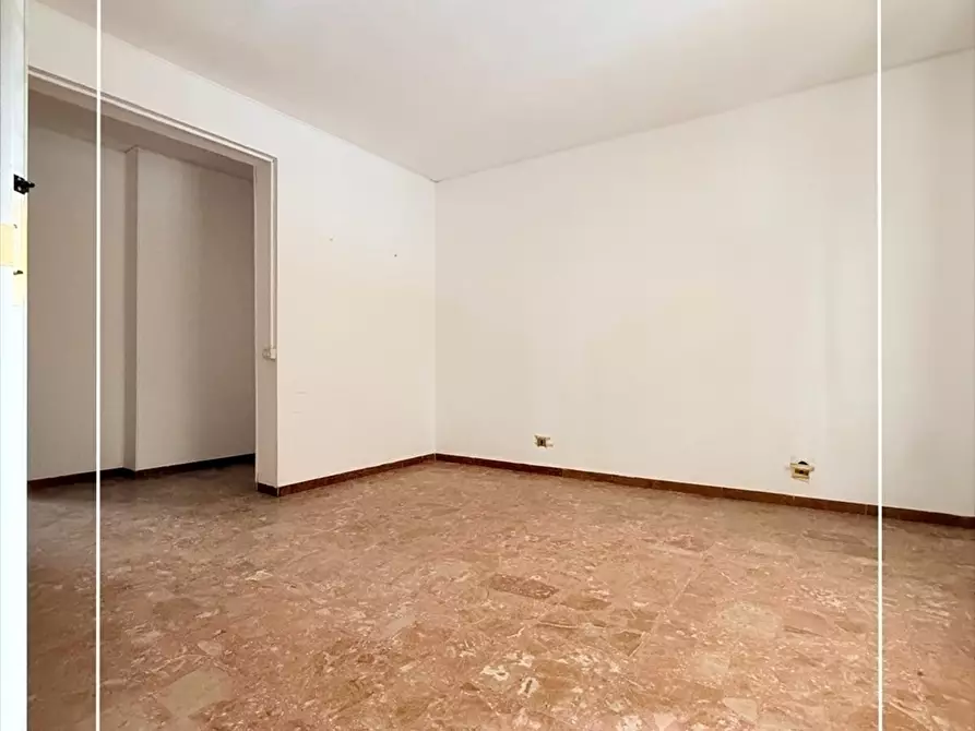 Immagine 7 di Appartamento in vendita  in via san roberto bellarmino 18 a Taranto