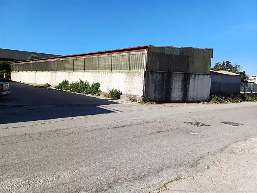 Immagine 27 di Capannone industriale in vendita  in Località Predda Niedda Strada 25 a Sassari