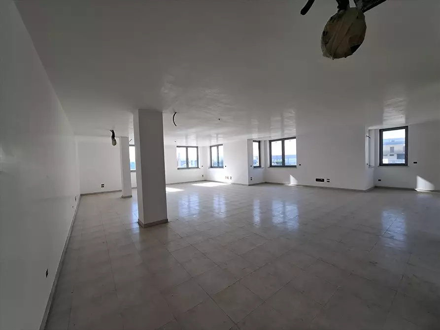 Immagine 19 di Capannone industriale in vendita  in SP 231 KM 1 a Modugno