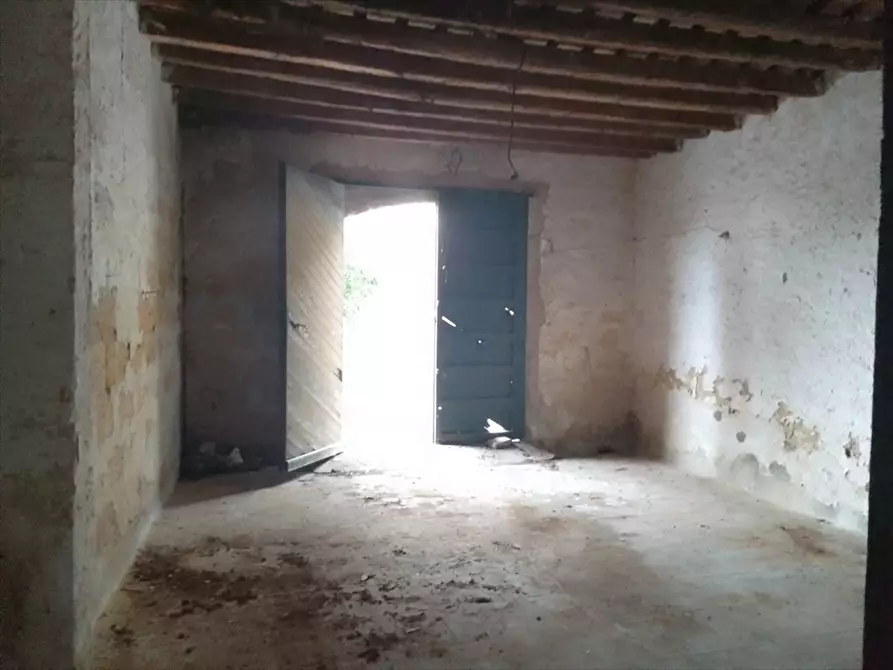 Immagine 4 di Casa indipendente in vendita  a Valderice
