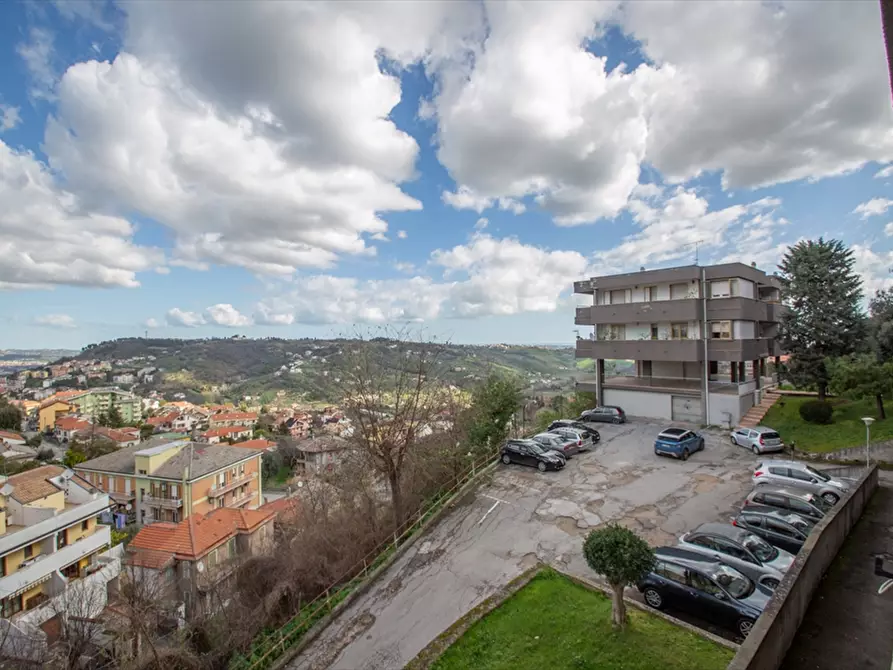 Immagine 4 di Appartamento in vendita  a Chieti