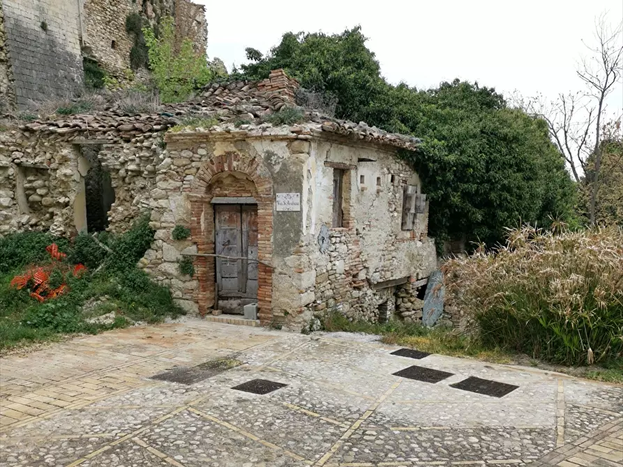 Immagine 7 di Rustico / casale in vendita  in Via S. aNDREA a Vicoli
