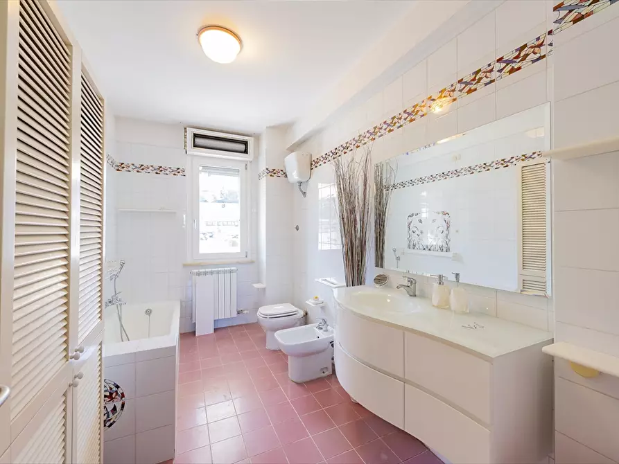 Immagine 17 di Appartamento in vendita  in Via G. Verdi a Chieti