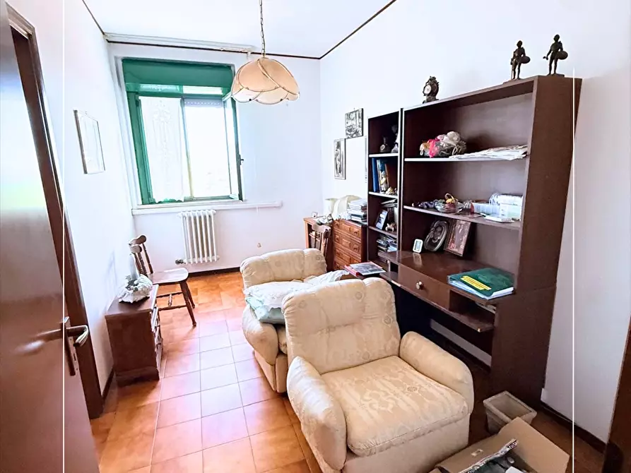 Immagine 16 di Appartamento in vendita  in via scoglio del tonno 52 a Taranto