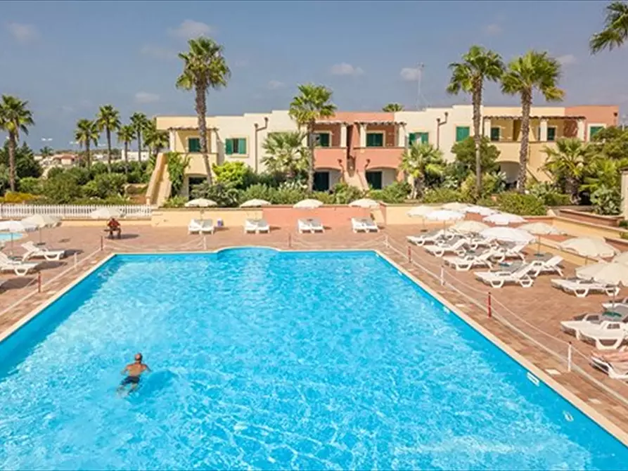 Immagine 2 di Multiproprietà in vendita  in  Via G. Comi, 73050 Lido Marini LE a Lecce