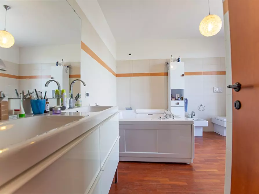 Immagine 16 di Villa in vendita  in via Torre 25 a Torrevecchia Teatina