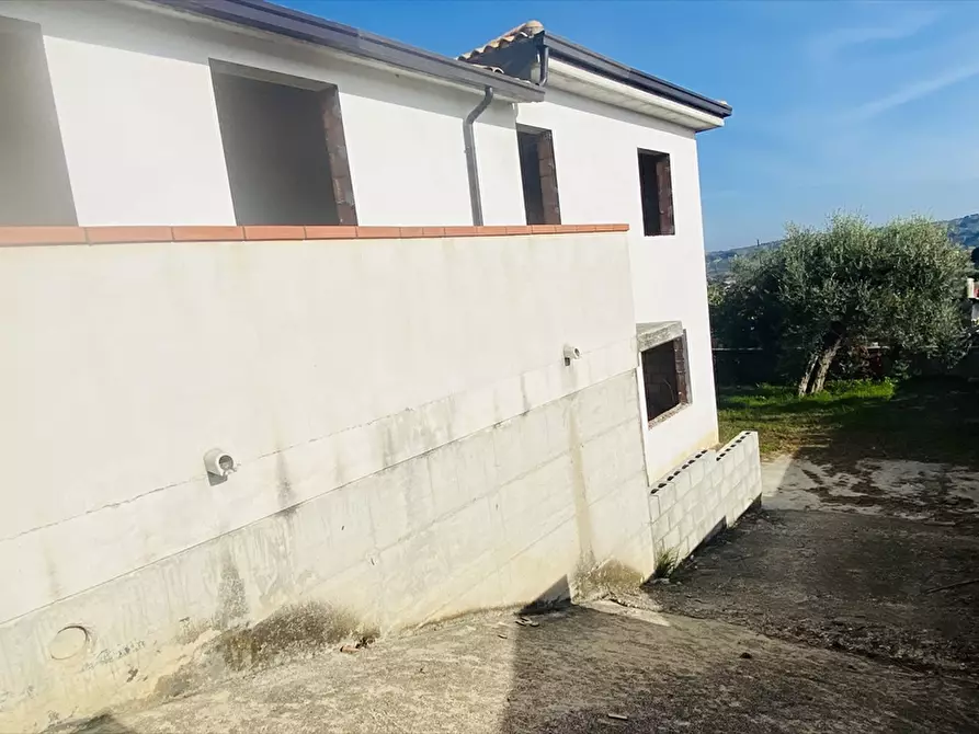 Immagine 8 di Casa indipendente in vendita  in Contrada Cerreto 200 a Miglianico