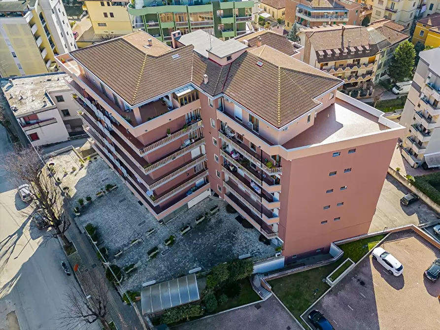 Immagine 3 di Appartamento in vendita  in Via Bellini a Chieti