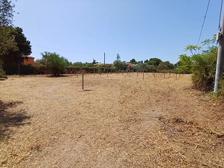 Immagine 13 di Garage in vendita  in  Sorso Badde Fustiggiu 