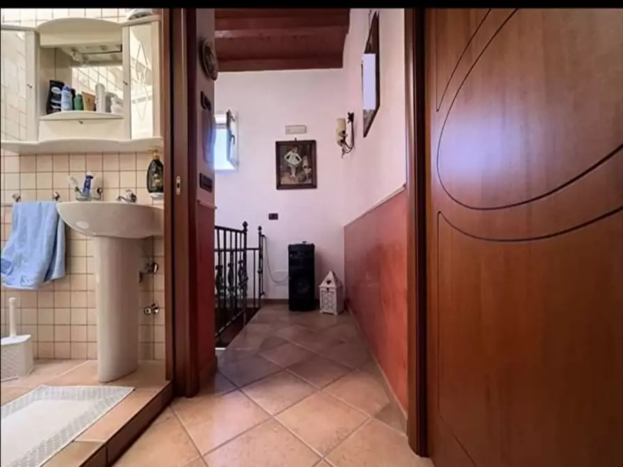 Immagine 7 di Casa indipendente in vendita  a Cerignola