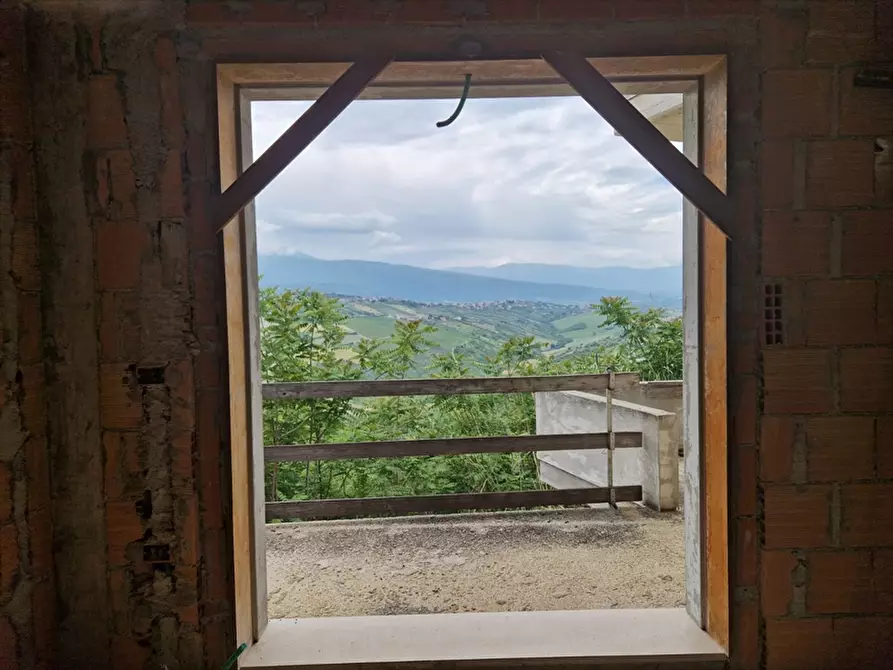 Immagine 17 di Villa in vendita  in Contrada Colle Marcone a Bucchianico