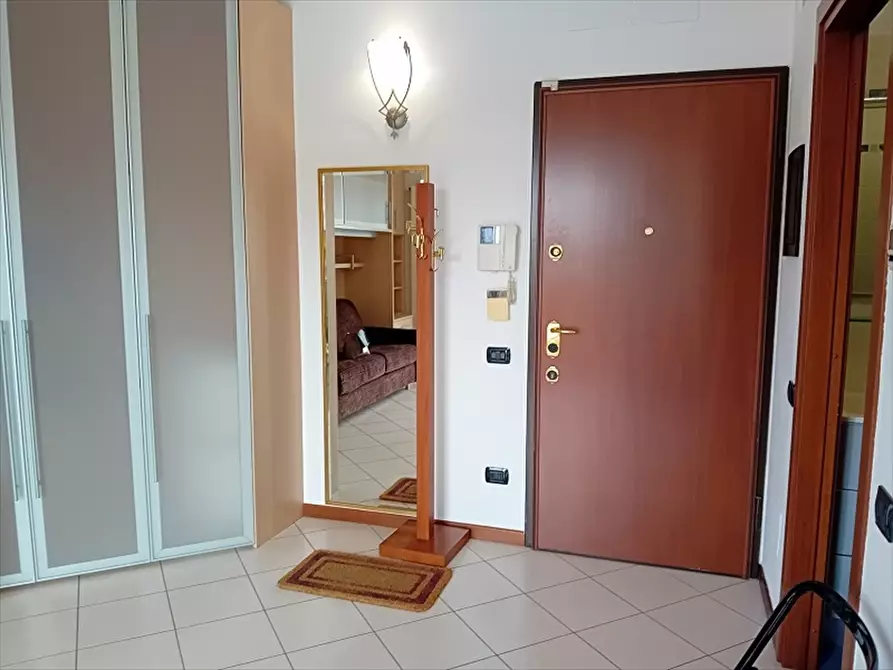Immagine 12 di Appartamento in affitto  a Milano