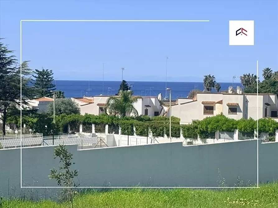 Immagine 5 di Villa in vendita  in VIA SATURO 407 a Leporano