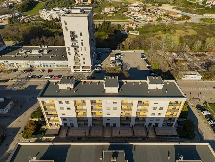 Immagine 5 di Appartamento in vendita  in Via Beirut  a Chieti