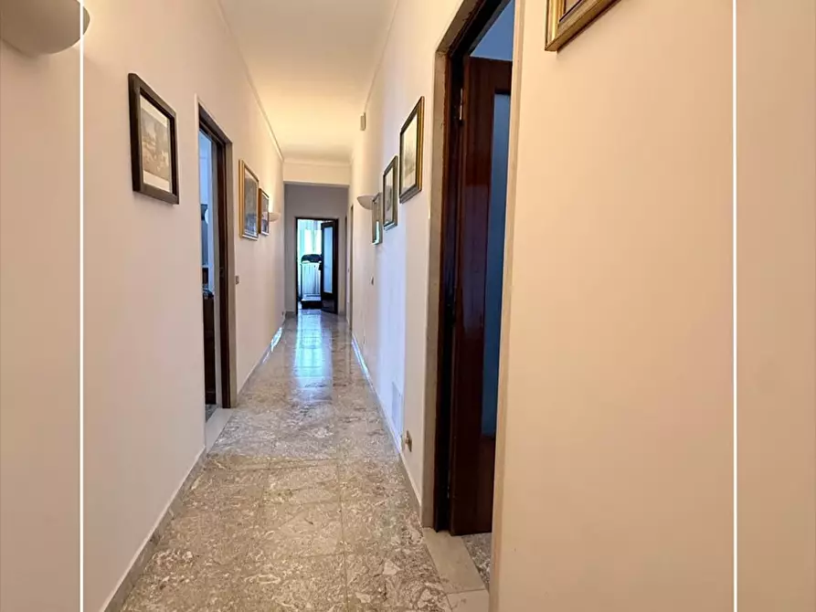 Immagine 10 di Appartamento in affitto  in VIALE MAGNA GRECIA 322 a Taranto