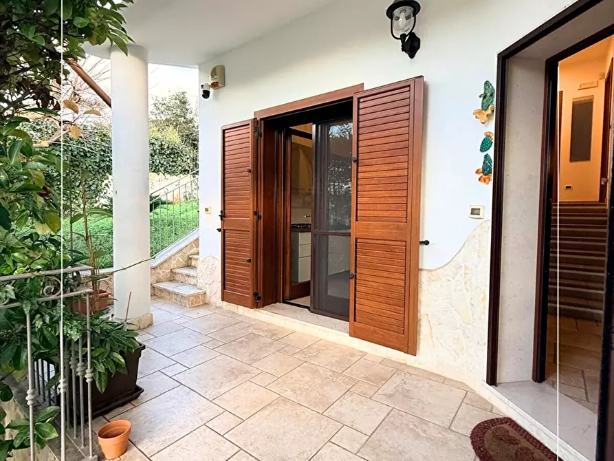 Immagine 12 di Villa in vendita  in VIA SATURO 407 a Leporano
