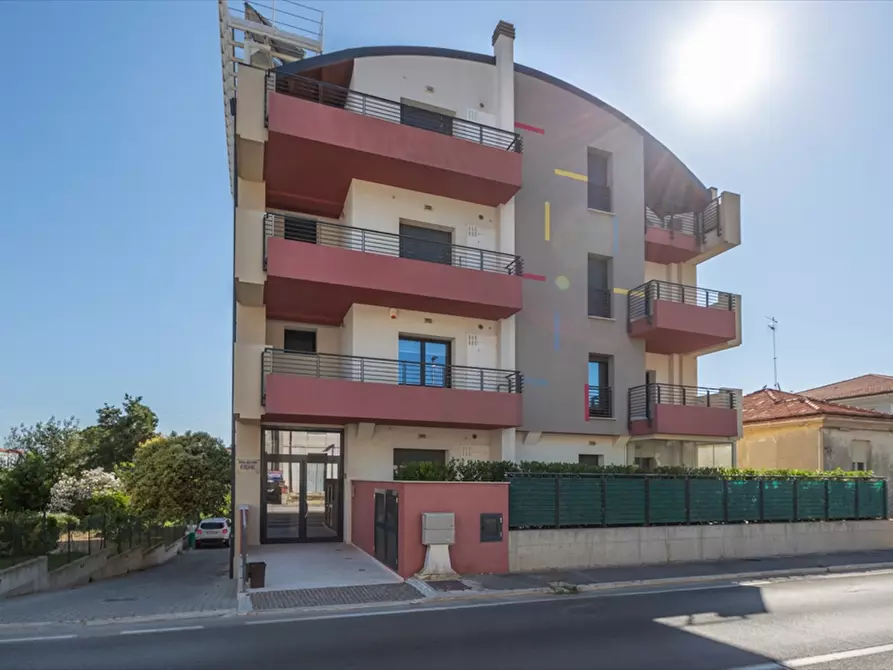 Immagine 22 di Appartamento in vendita  in VIA NAZIONALE ADRIATICA SUD 27 a Francavilla Al Mare