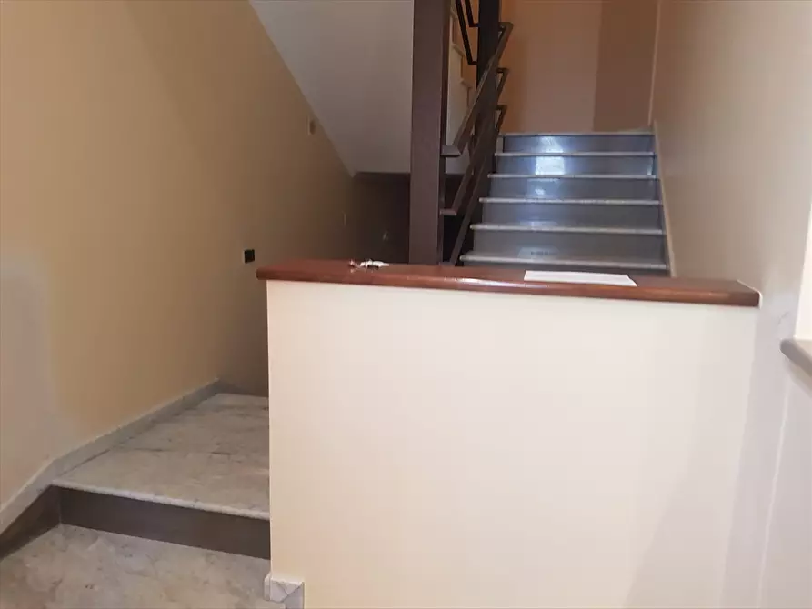 Immagine 8 di Palazzo in vendita  in Largo Fra Pantaleo a Palagiano