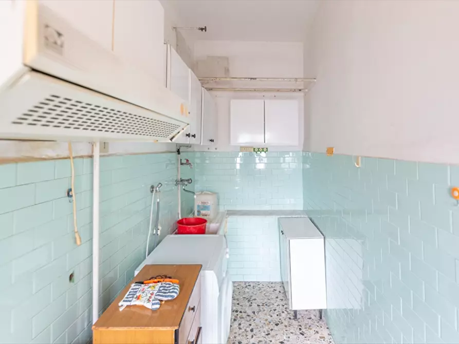 Immagine 2 di Appartamento in vendita  in VIA PESCASSEROLI 1 a Chieti