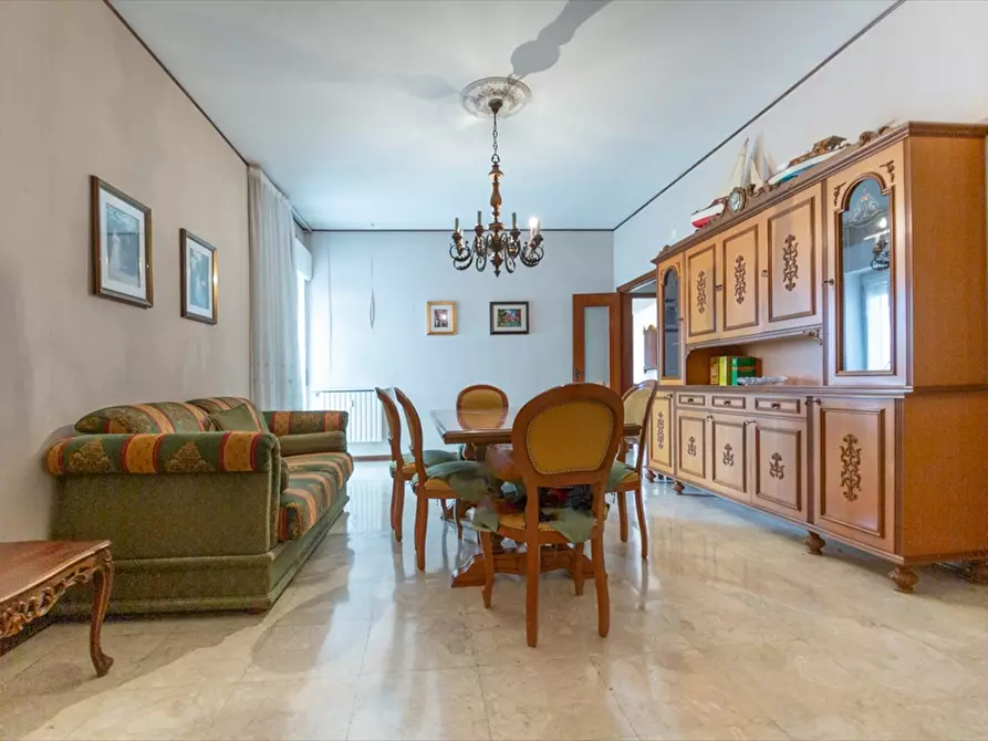 Immagine 1 di Appartamento in vendita  in Via Padre Alessandro Valignani 169 a Chieti