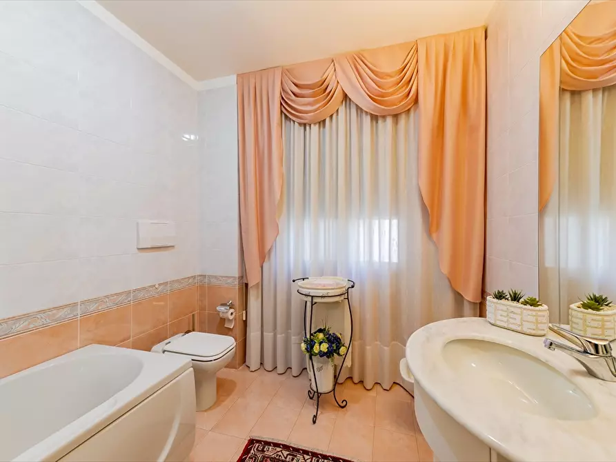 Immagine 20 di Appartamento in vendita  in Via Arenazze a Chieti