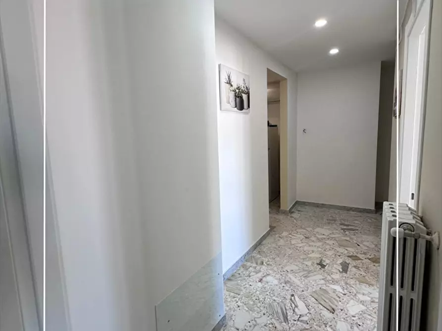 Immagine 8 di Appartamento in affitto  in via cagliari n. 15 a Taranto