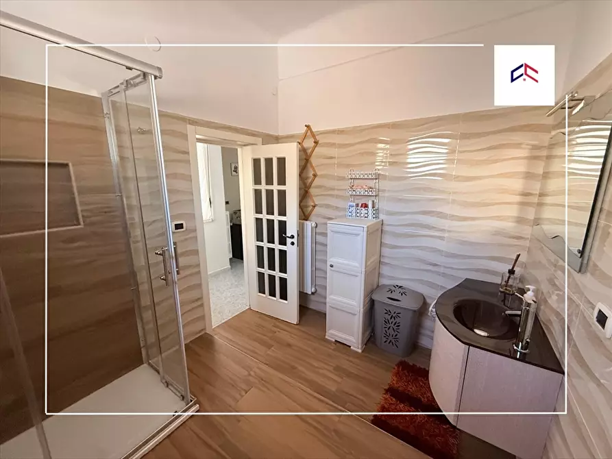 Immagine 9 di Appartamento in affitto  in via trieste 12 a Taranto