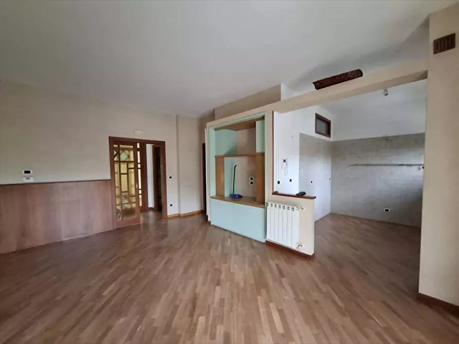 Immagine 10 di Appartamento in vendita  in Via Robert Schuman, 15 a Bari