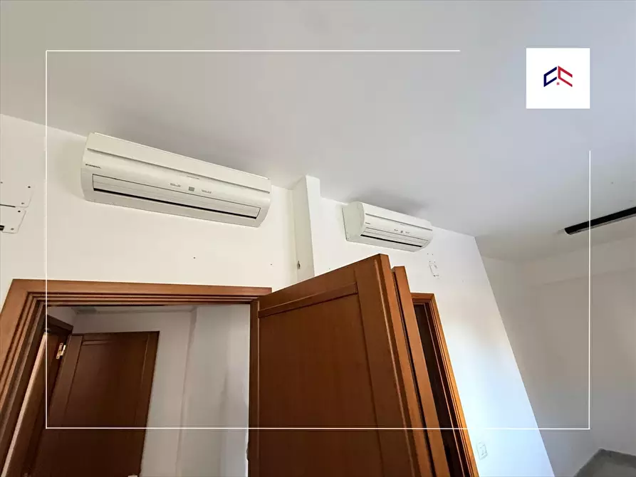 Immagine 16 di Ufficio in affitto  in viale virgilio 138 a Taranto