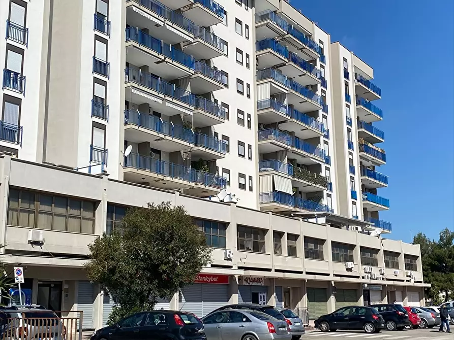 Immagine 1 di Ufficio in vendita  in VIA SALINA PICCOLA, 4 a Taranto