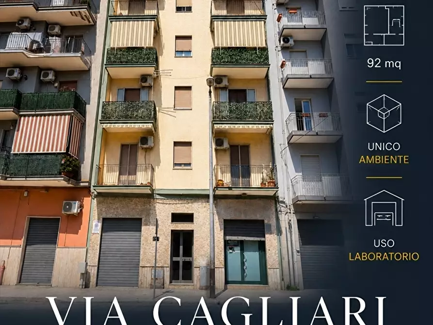 Immagine 1 di Laboratorio in vendita  in via cagliari 32 a Taranto
