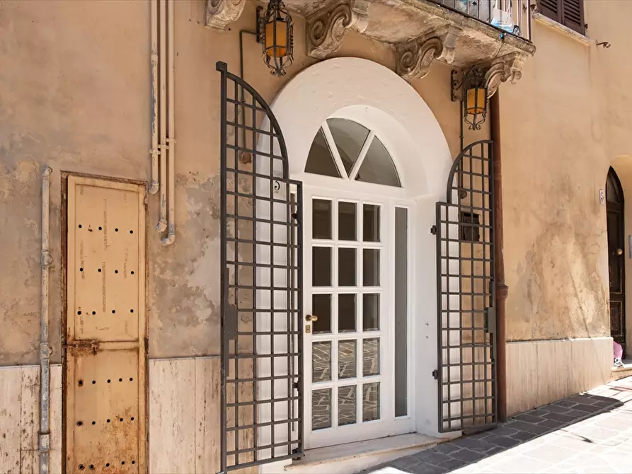 Immagine 5 di Locale commerciale in vendita  in via Mazzetti 3 a Chieti