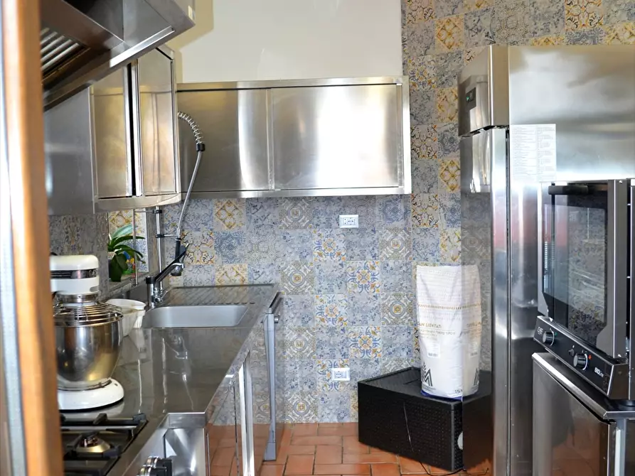 Immagine 9 di Casa indipendente in vendita  in Via del mare  a Anzio