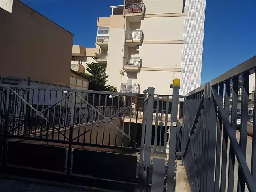 Immagine 1 di Appartamento in vendita  in Via Gorizia, 26 a Bari