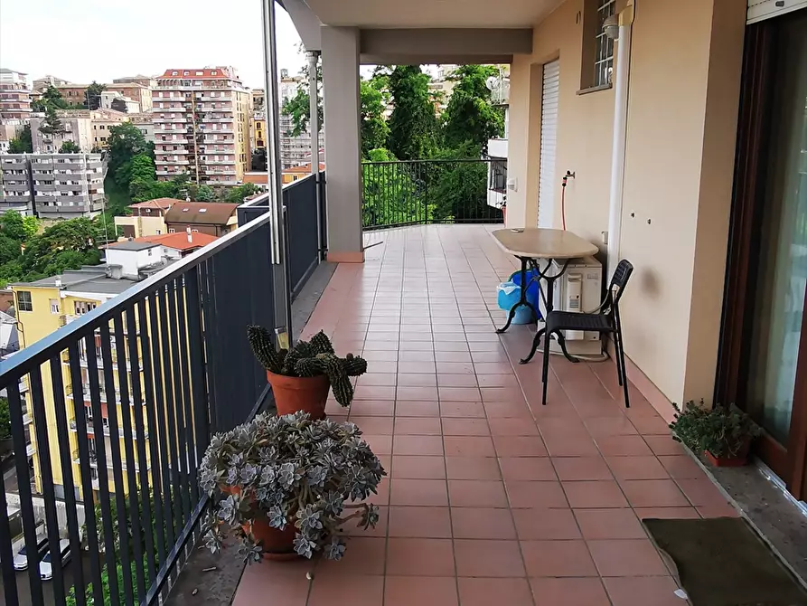 Immagine 25 di Appartamento in vendita  in Via Silvino Olivieri a Chieti