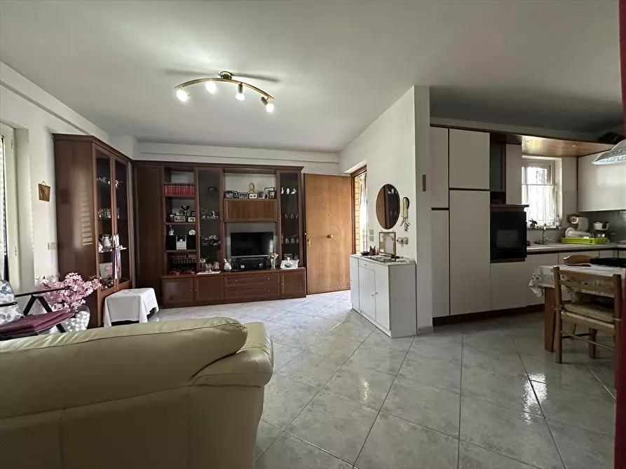 Immagine 16 di Casa indipendente in vendita  in Via Vomano SNC a Chieti