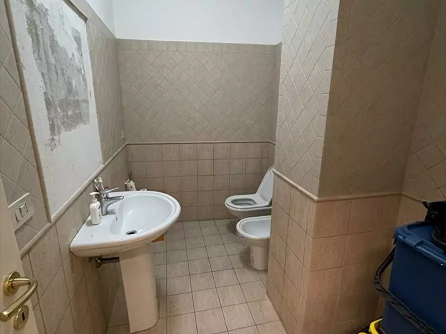 Immagine 23 di Appartamento in vendita  in via spaventa a Chieti