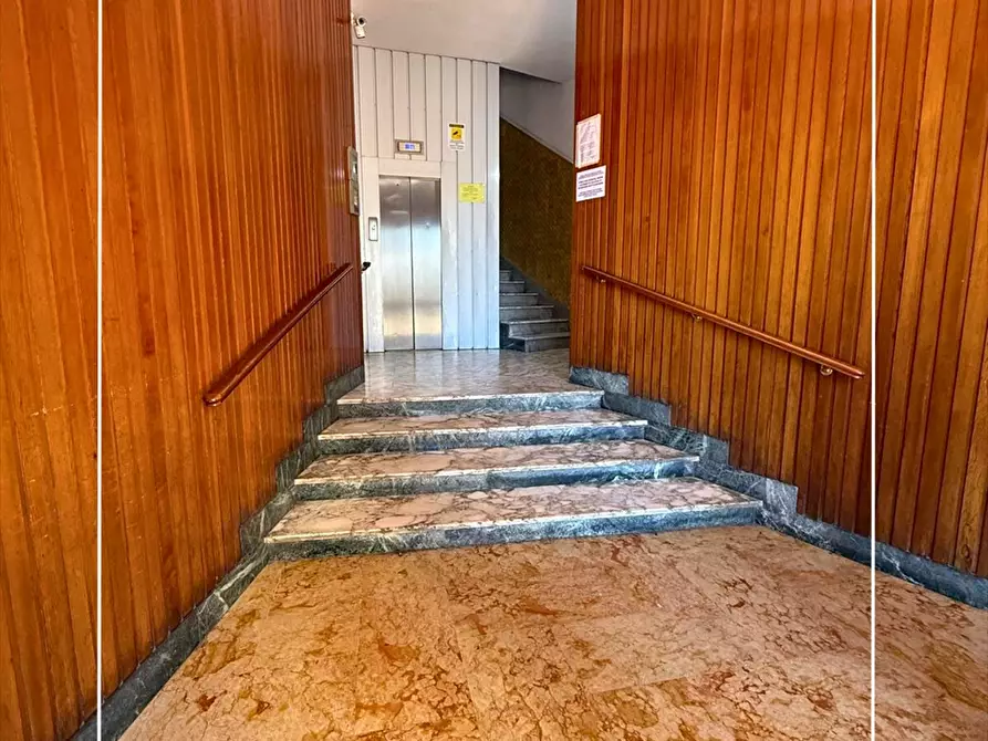 Immagine 4 di Appartamento in vendita  in via cavallotti 153 a Taranto