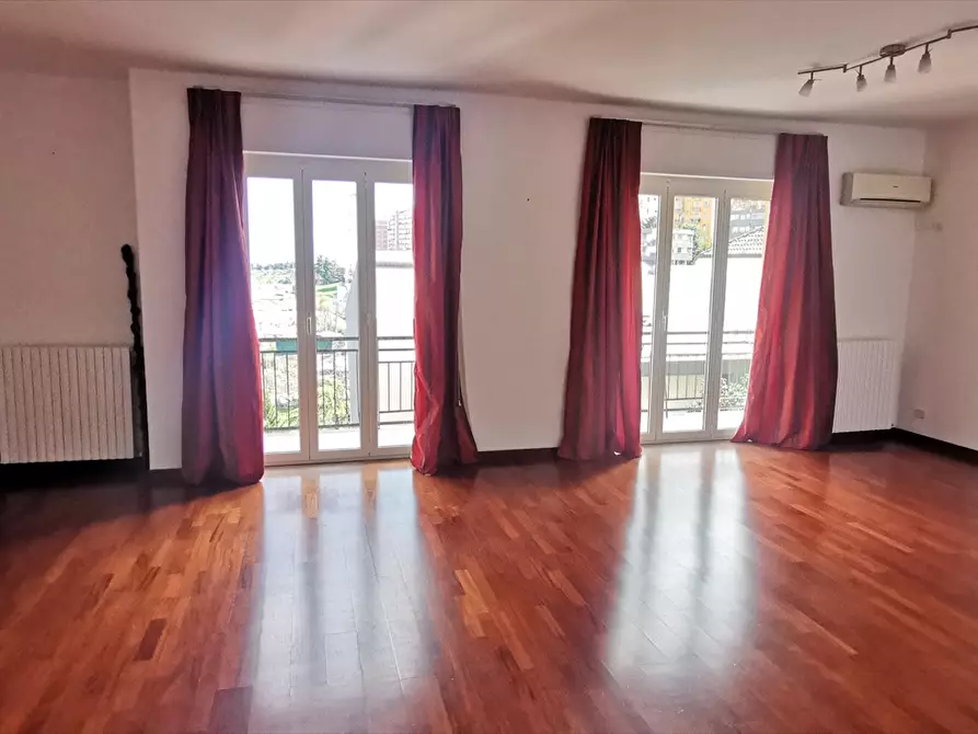 Immagine 6 di Appartamento in vendita  in Via Tricalle a Chieti