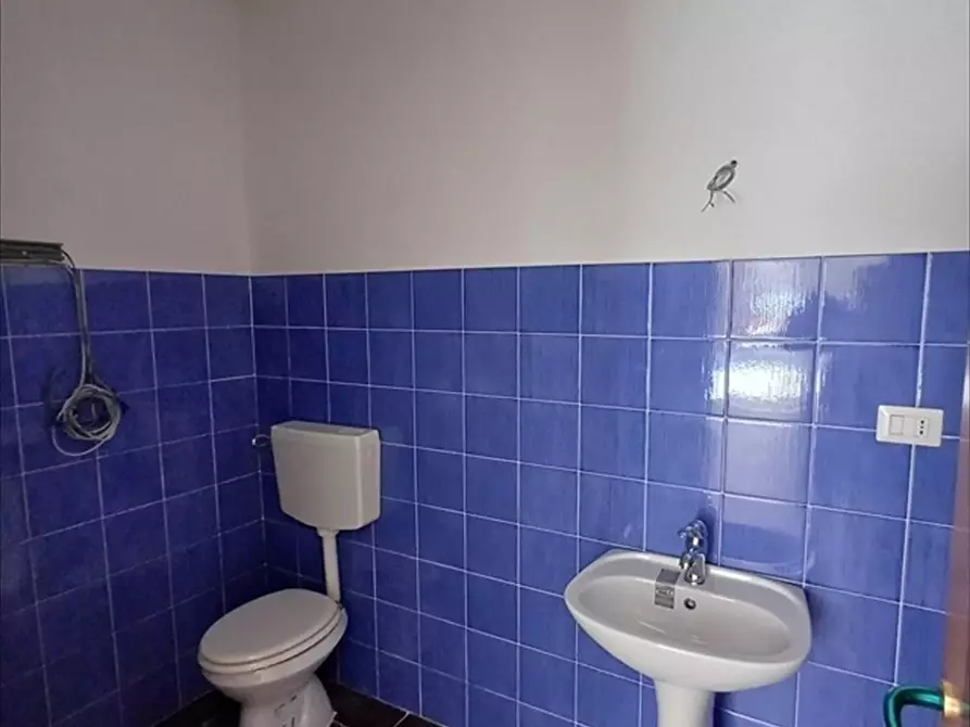 Immagine 22 di Locale commerciale in vendita  in Via Libio n. 32 a Porto Torres