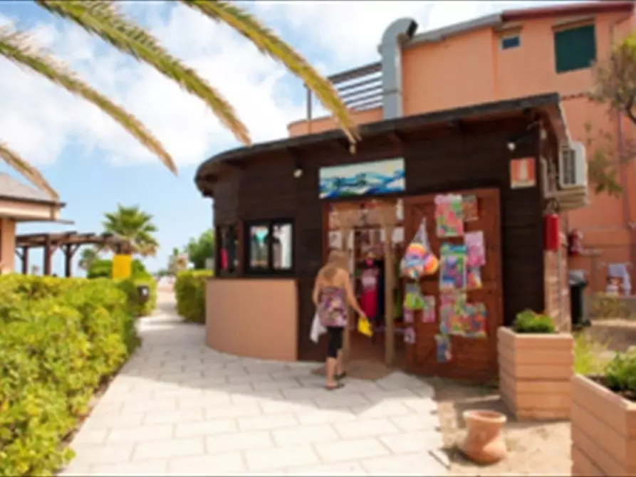 Immagine 4 di Multiproprietà in vendita  in https://www.google.com/maps/place//data=!4m2!3m1!1 a Rodi Garganico